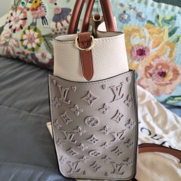 Brand New Never Used! Louis Vuitton On my Side MM - Picture 4 of 10